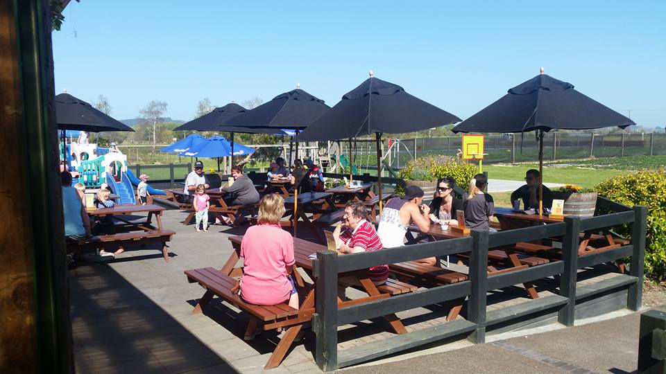 JULIANS BERRY FARM & CAFE WHAKATANE