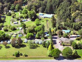 Awakeri Hot Springs, Whakatane, NZ Awakeri Hot Springs, Whakatane, NZ