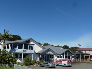 Ohope Beach Tavern, Whakatane