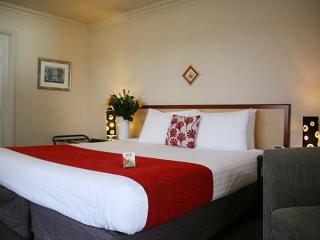 Super King Suite, Tuscany Villas