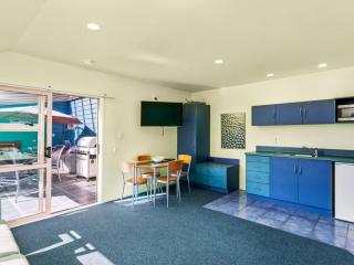 Kitchen & Living Kitchen & Living