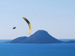Paragliding in Whakatane
