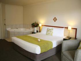 Executive Spa Suite, Tuscany Villas